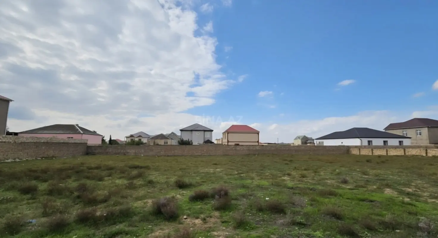 Satılır torpaq sahəsi 12 m²
