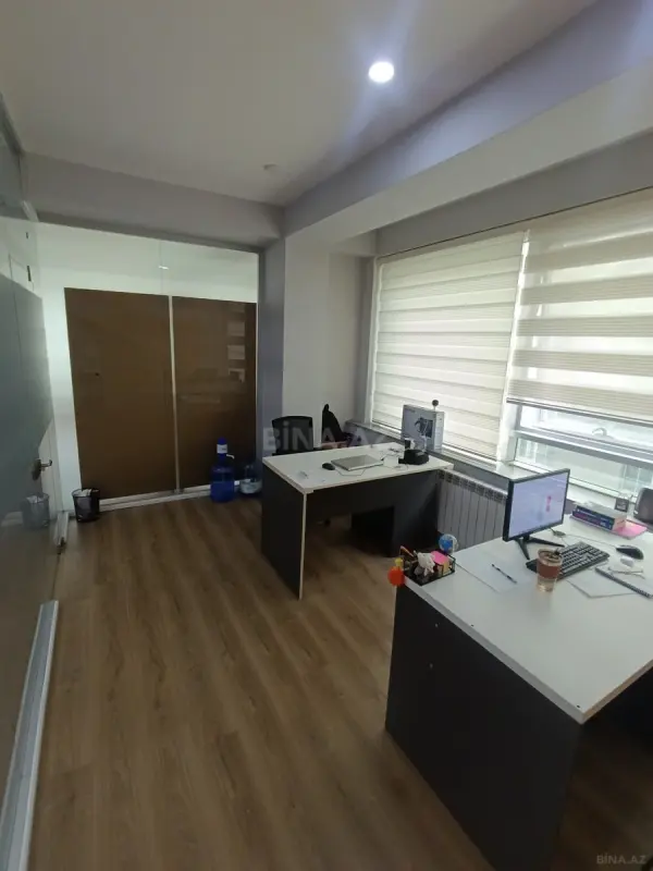 Kirayə verilir 1 otaqlı ofis 20 m²