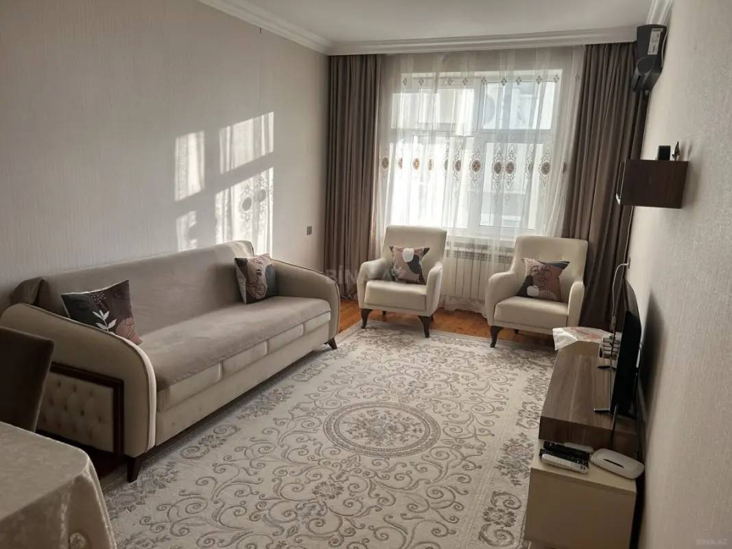 Satılır 2 otaqlı mənzil 63 m²