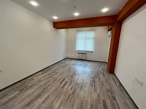 Kirayə verilir 1 otaqlı ofis 25 m² — Bakı 1 otaq 25.00 m²