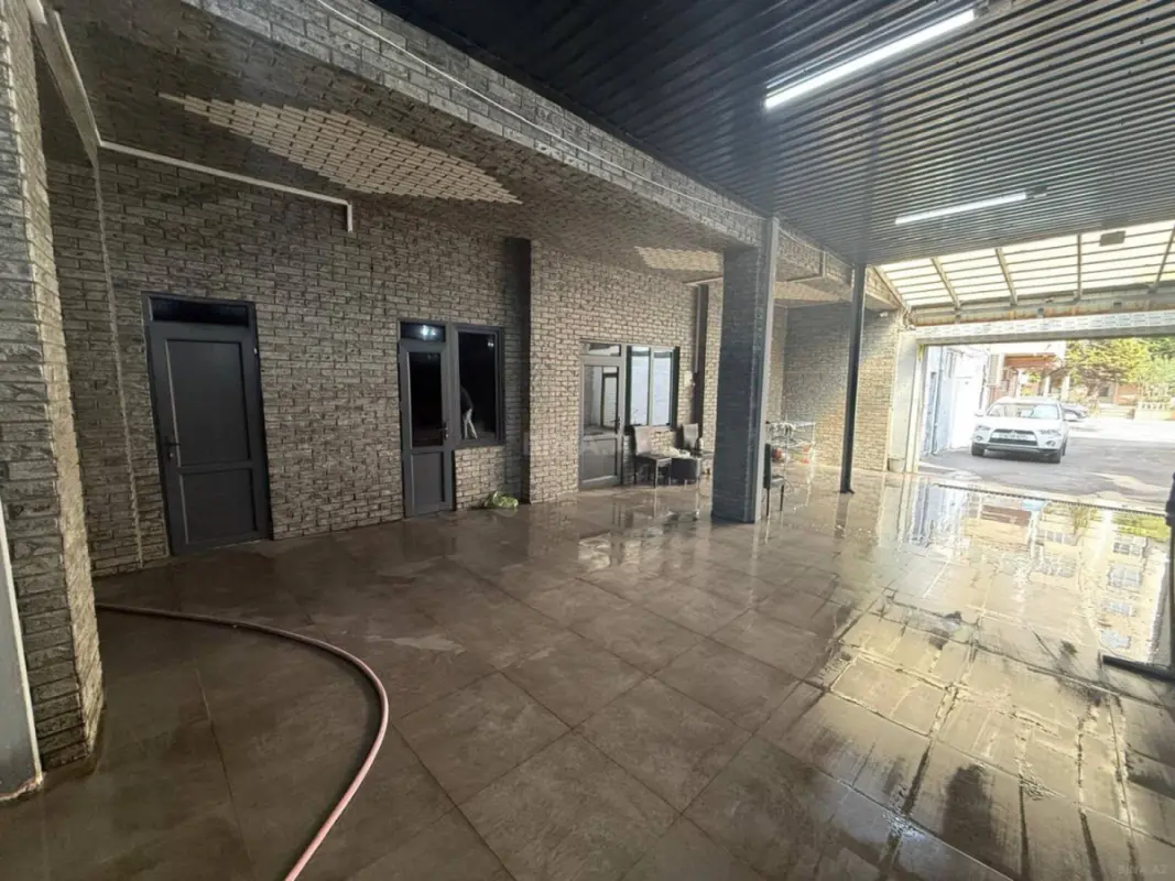 Kirayə verilir obyekt 160 m²