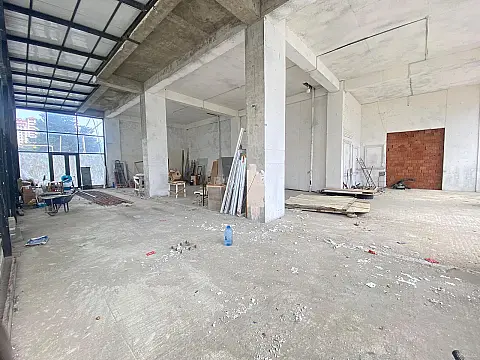 Kirayə verilir obyekt 270 m² — Bakı 270.00 m²