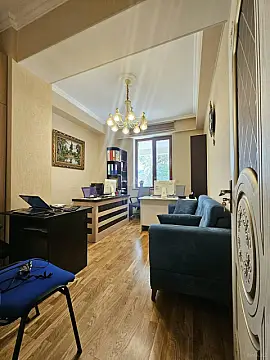 Satılır 3 otaqlı mənzil 92 m² — Bakı, İnşaatçılar 3 otaq 92.00 m²