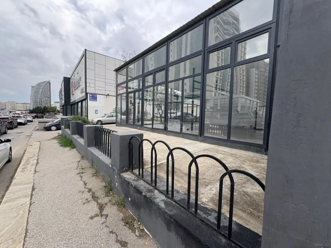 Kirayə verilir obyekt 130 m²