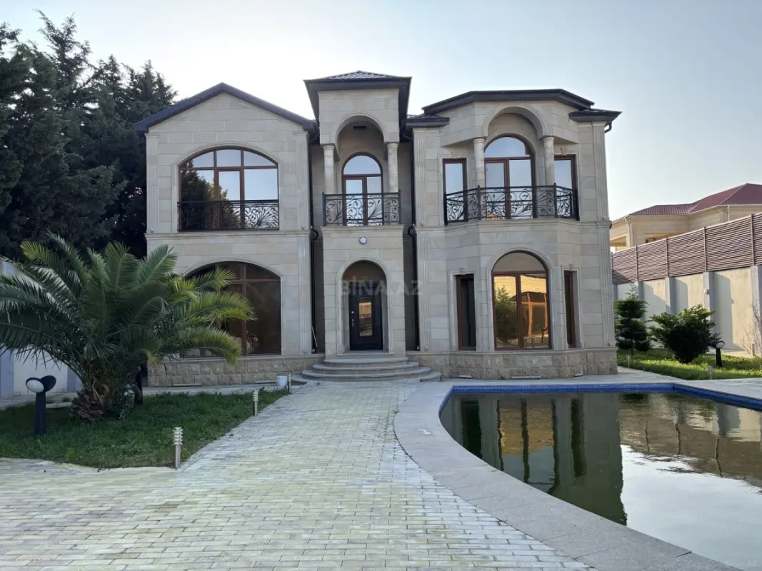 Satılır 6 otaqlı həyət evi 400 m²