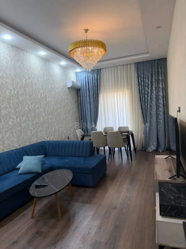 Kirayə verilir 2 otaqlı mənzil 110 m²
