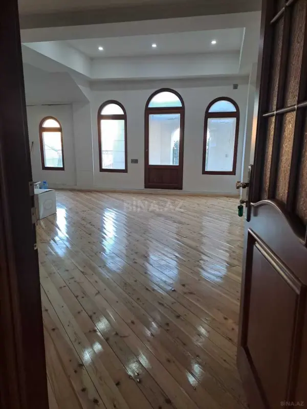 Kirayə verilir obyekt 700 m²