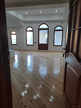 Kirayə verilir obyekt 700 m² — Bakı 700.00 m²