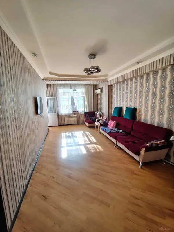 Satılır 2 otaqlı mənzil 75 m²