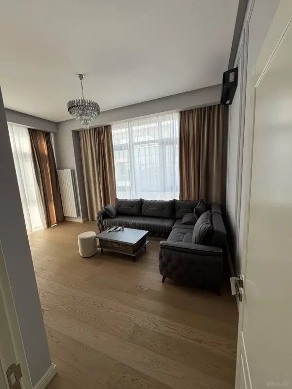 Kirayə verilir 3 otaqlı mənzil 90 m²