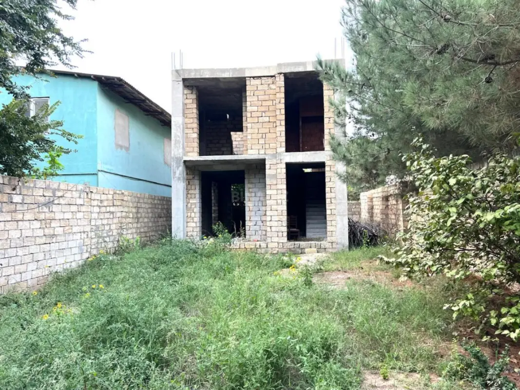 Satılır 4 otaqlı həyət evi 120 m²