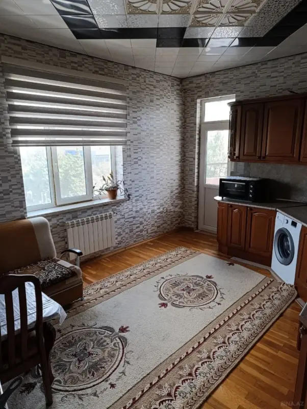 Satılır 2 otaqlı mənzil 74 m²