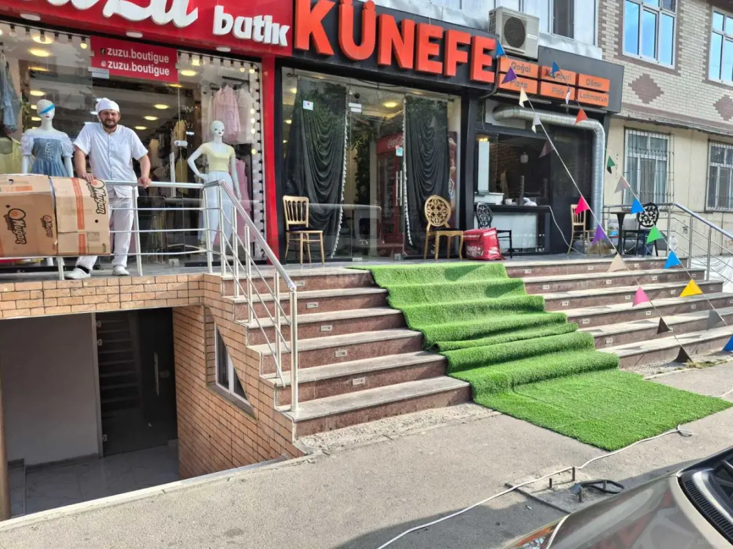 Satılır obyekt 100 m²