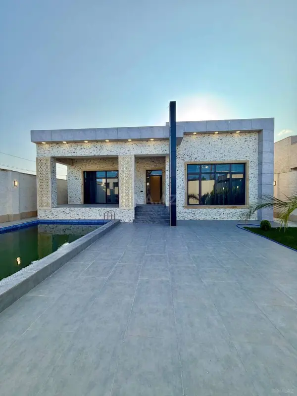 Satılır 4 otaqlı həyət evi 180 m²
