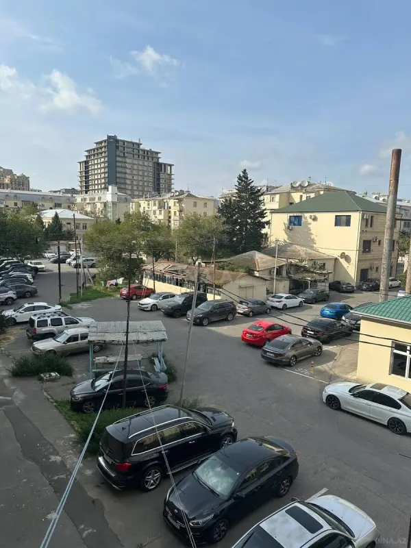 Satılır 1 otaqlı mənzil 40 m²