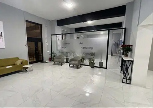 Kirayə verilir obyekt 343 m² — Bakı 343.00 m²
