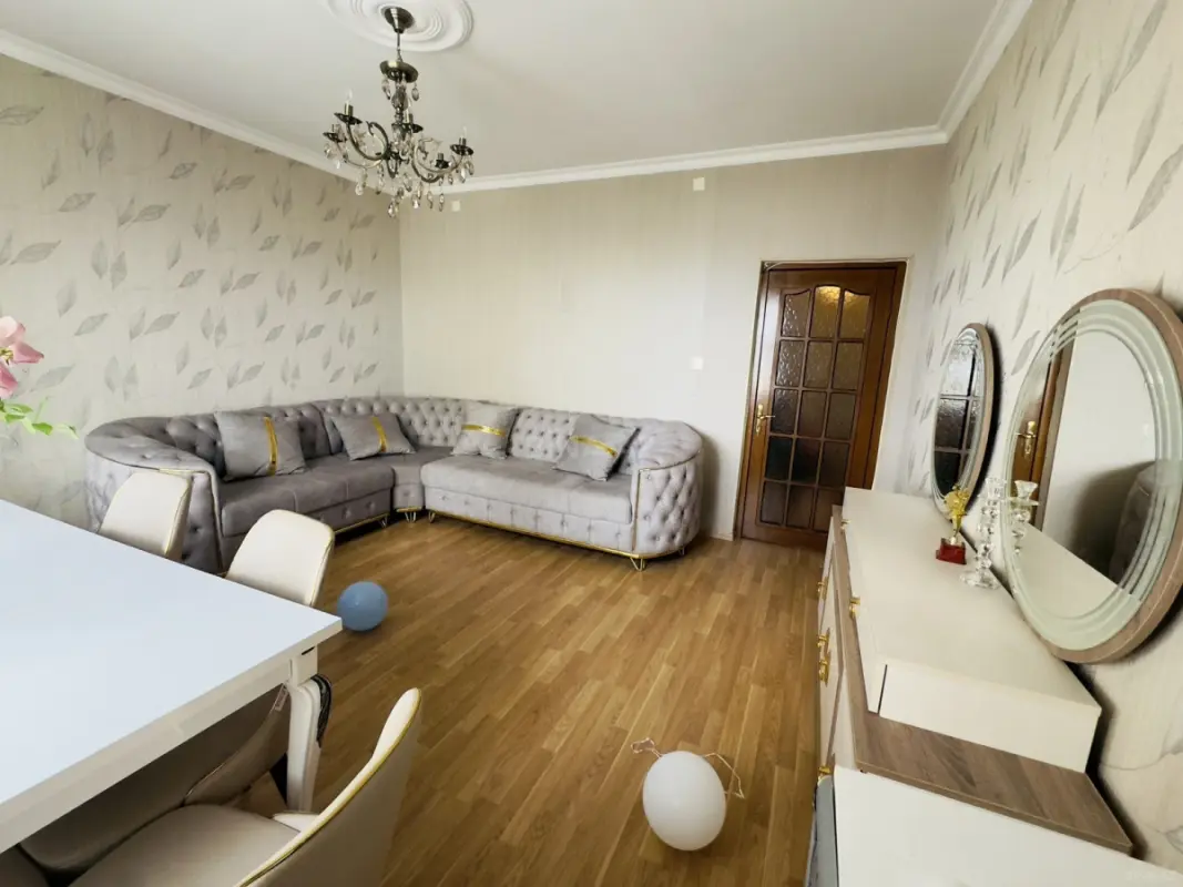 Satılır 3 otaqlı mənzil 70 m²