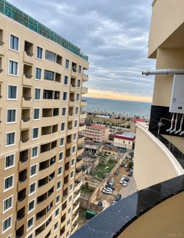 Kirayə verilir 3 otaqlı mənzil 95 m²