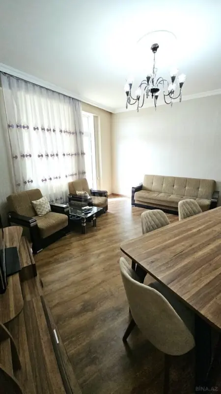 Kirayə verilir 3 otaqlı mənzil 125 m²