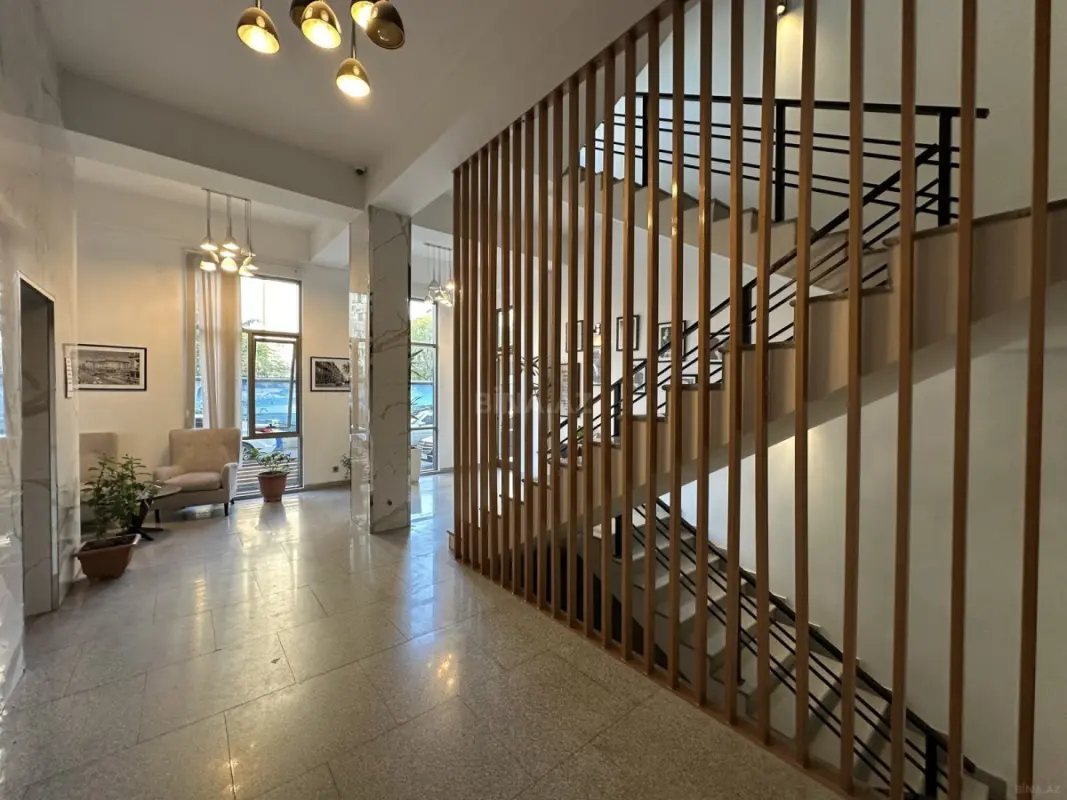 Satılır 3 otaqlı mənzil 100 m²