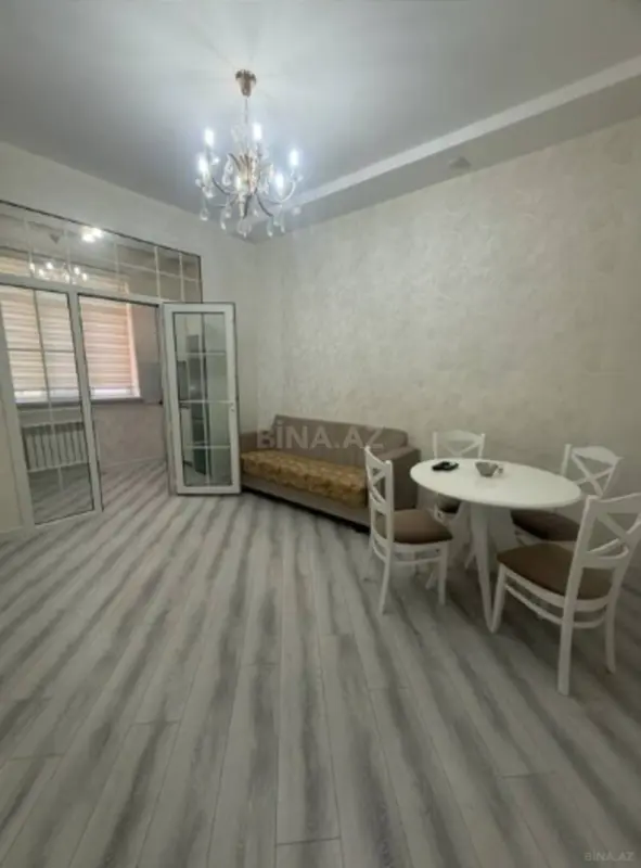 Satılır 2 otaqlı mənzil 42 m²