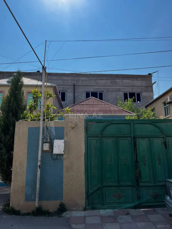 Satılır 2 otaqlı həyət evi 108 m²