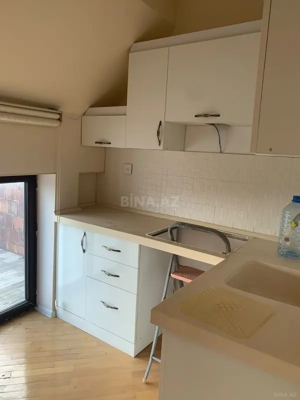 Satılır 2 otaqlı mənzil 86 m²