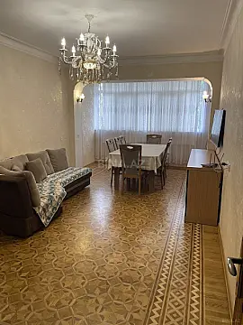 Satılır 3 otaqlı mənzil 85 m² — Bakı, İnşaatçılar 3 otaq 85.00 m²