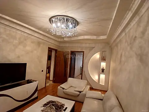 Satılır 3 otaqlı mənzil 60 m² — Bakı, İnşaatçılar 3 otaq 60.00 m²