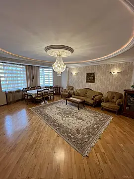 Satılır 4 otaqlı mənzil 152 m² — Bakı 4 otaq 152.00 m²