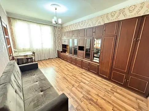 Satılır 1 otaqlı mənzil 38 m² — Bakı, Memar Əcəmi yanı 1 otaq 38.00 m²
