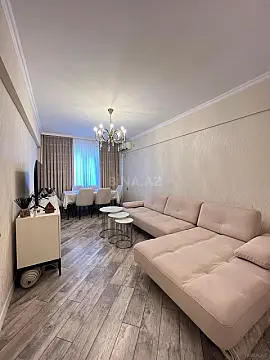 Satılır 3 otaqlı mənzil 100 m² — Bakı, İnşaatçılar 3 otaq 100.00 m²