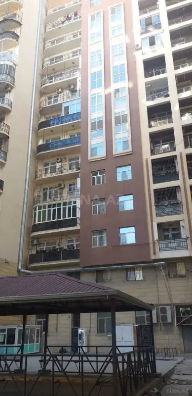 Satılır 2 otaqlı mənzil 78 m²