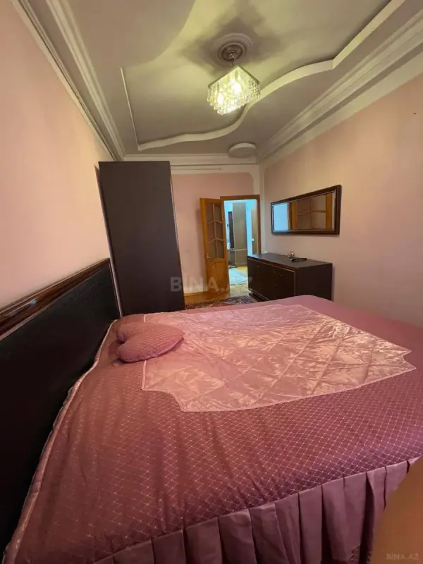 Satılır 2 otaqlı mənzil 69.6 m²