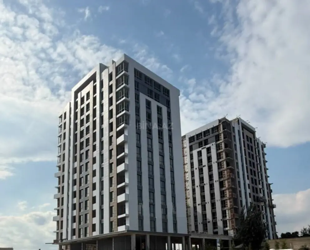Satılır 2 otaqlı mənzil 90 m²