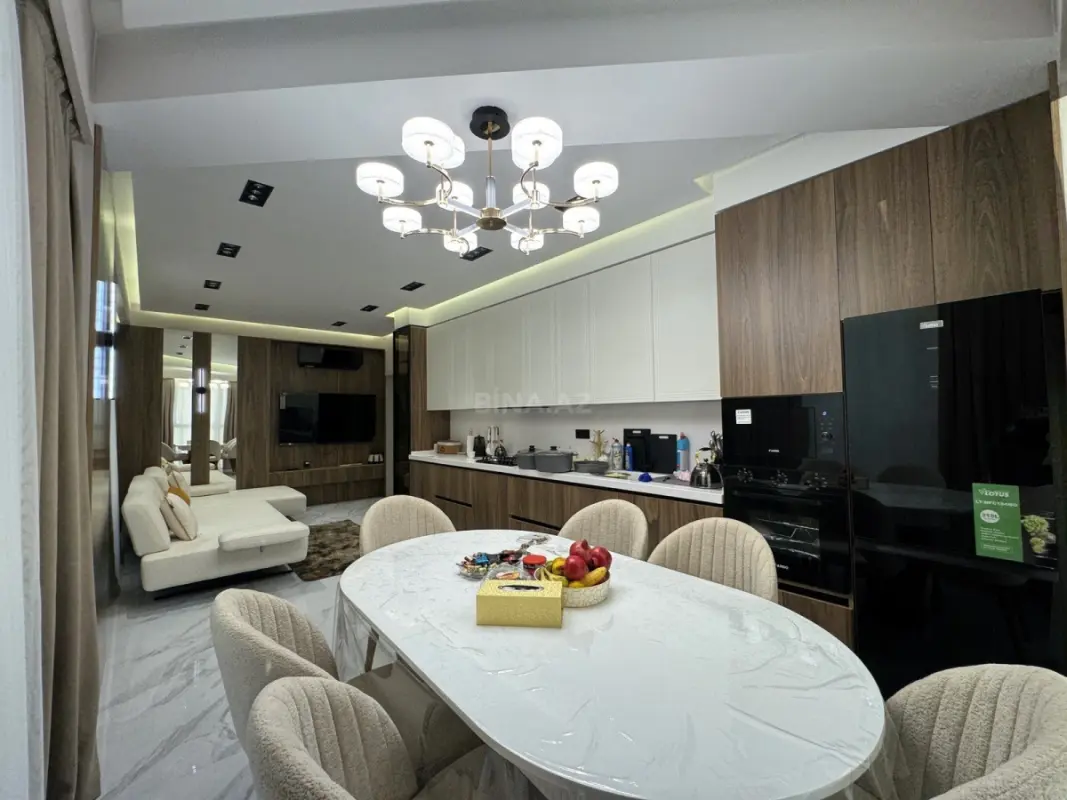 Satılır 4 otaqlı mənzil 112 m²
