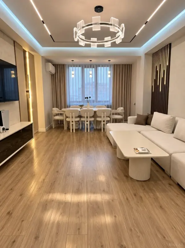 Satılır 3 otaqlı mənzil 113 m²