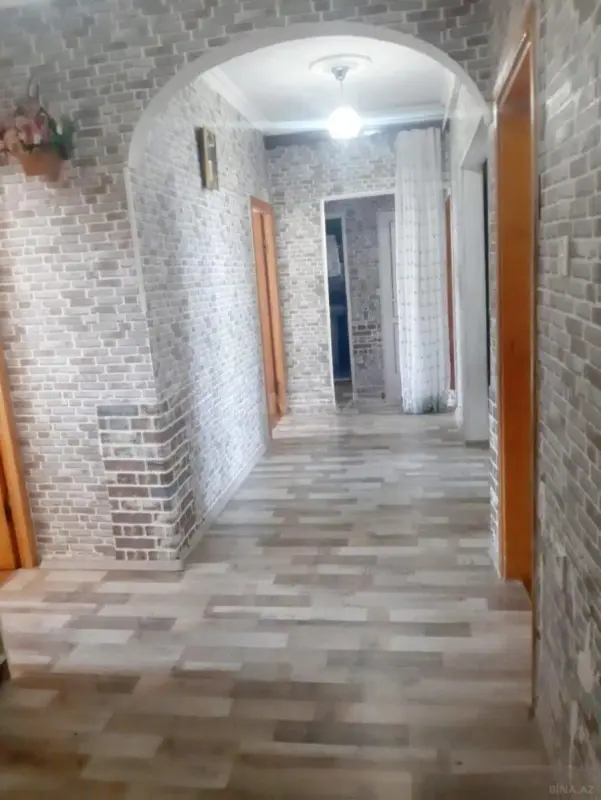 Satılır 5 otaqlı mənzil 123.6 m²