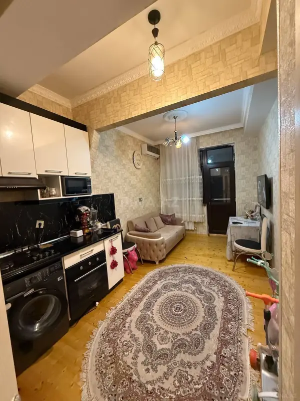 Satılır 2 otaqlı mənzil 56 m²