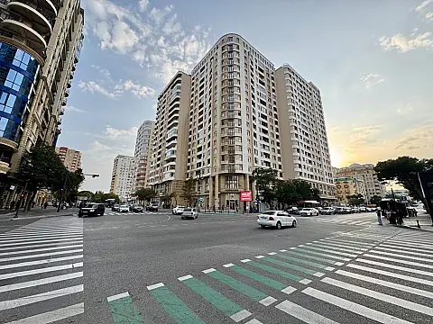 Satılır 2 otaqlı mənzil 90 m² — Bakı 2 otaq 90.00 m²