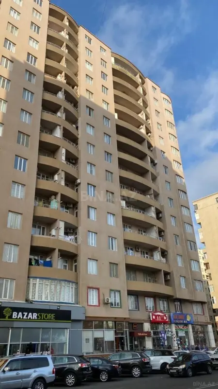 Satılır 2 otaqlı mənzil 106 m²