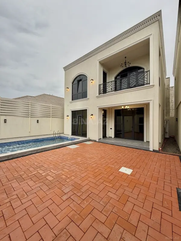 Satılır 4 otaqlı həyət evi 140 m²
