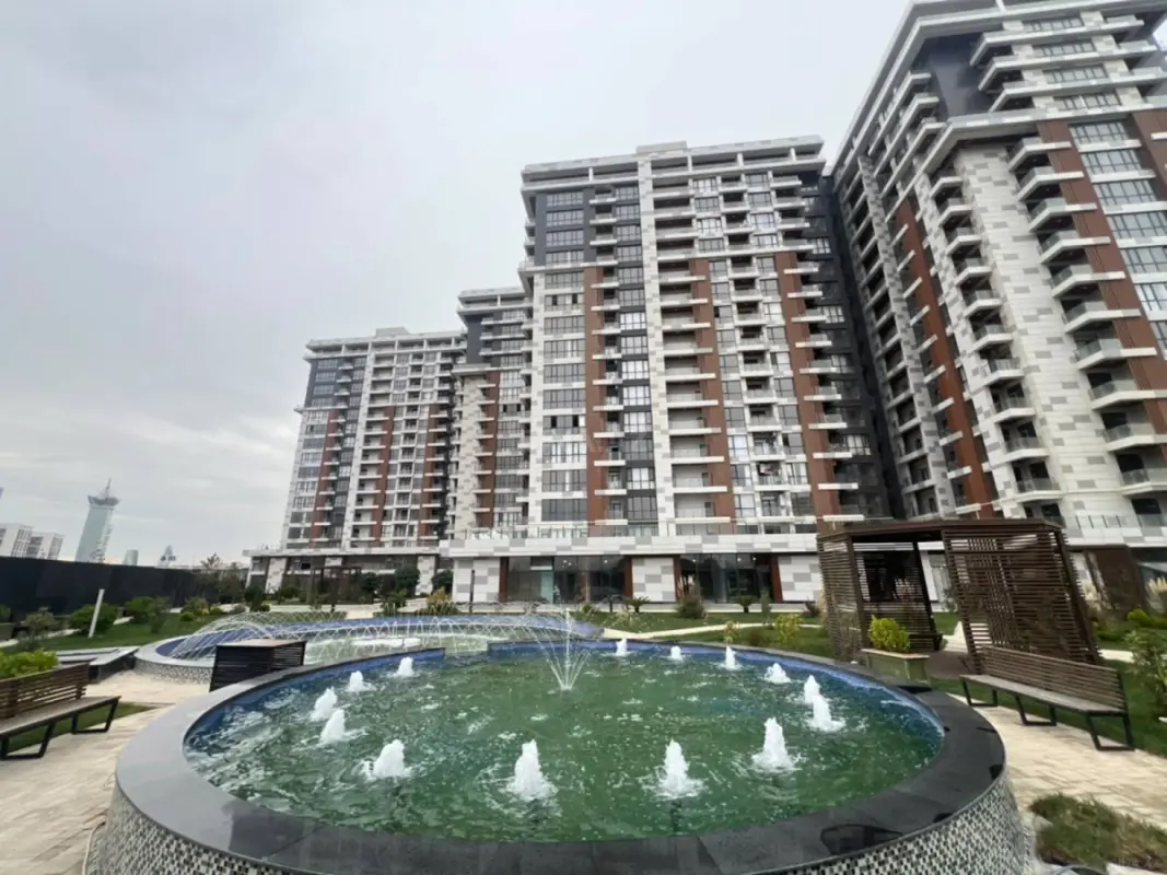 Satılır 2 otaqlı mənzil 64 m²