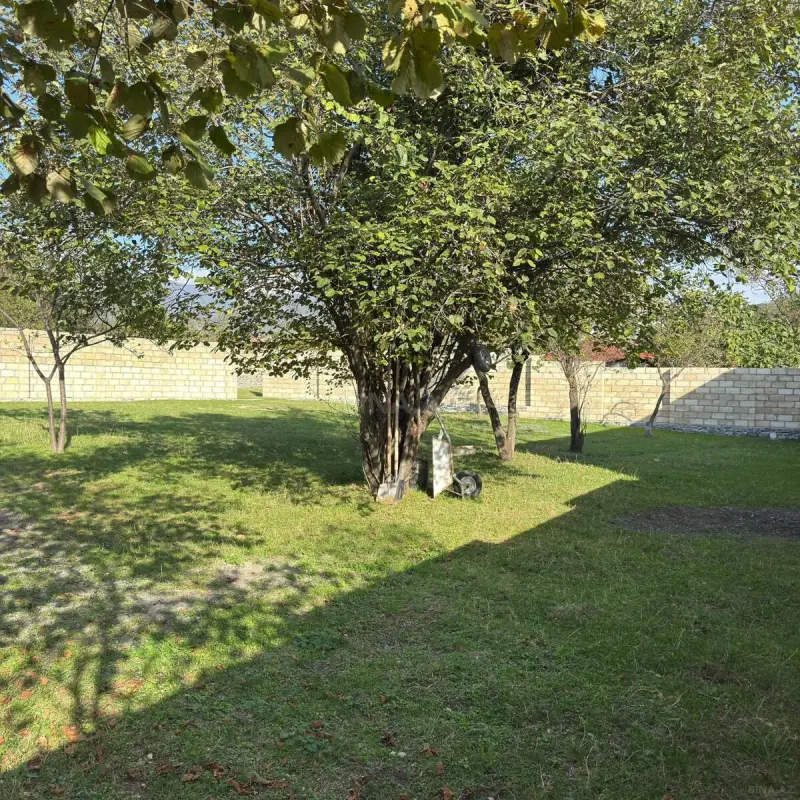 Satılır torpaq sahəsi 6 m²