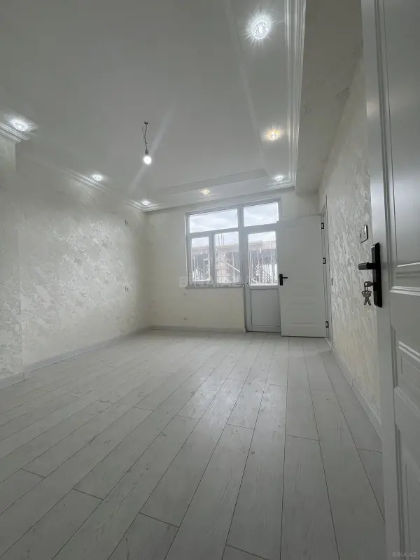 Satılır 2 otaqlı mənzil 44 m²