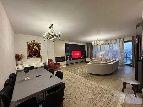 Satılır 4 otaqlı mənzil 220 m² — Bakı 4 otaq 220.00 m²