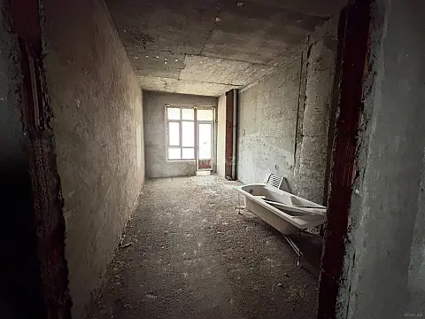Satılır 6 otaqlı mənzil 347 m² — Bakı, İnşaatçılar 6 otaq 347.00 m²