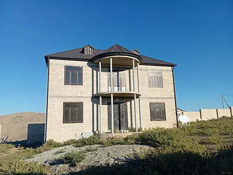 Satılır 5 otaqlı həyət evi 160 m² — Şamaxı 5 otaq 160.00 m²