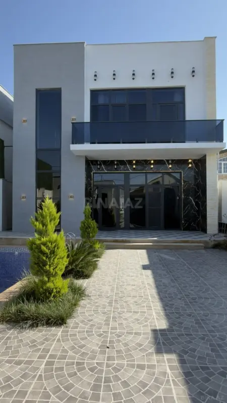 Satılır 4 otaqlı həyət evi 160 m²