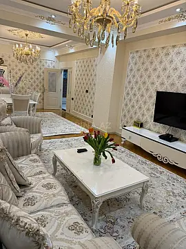 Satılır 3 otaqlı mənzil 162 m² — Bakı, Həzi Aslanov qəs. 3 otaq 162.00 m²
